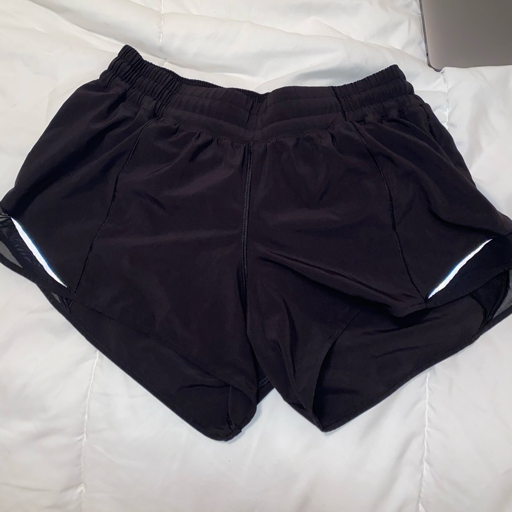 Lululemon Hotty Hot shorts